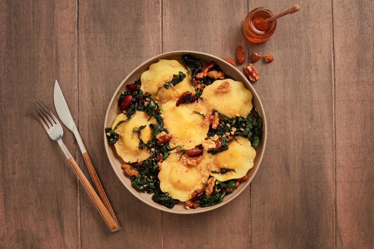 Raviolis Com Frutos Secos, espinafres e Rúcula