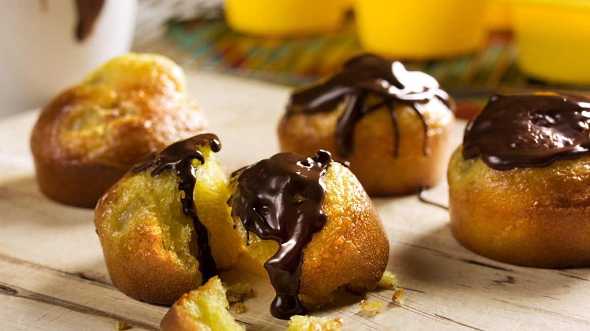 BISCOITO DE BANANA COM CREME DE CHOCOLATE