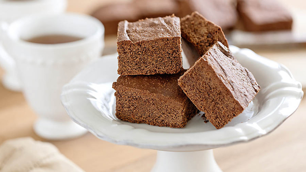 BOLO DE CHOCOLATE ENSOPADO