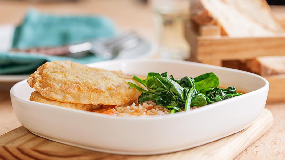 ARROZ DE TOMATE E GRELOS, FILETES DE PESCADA